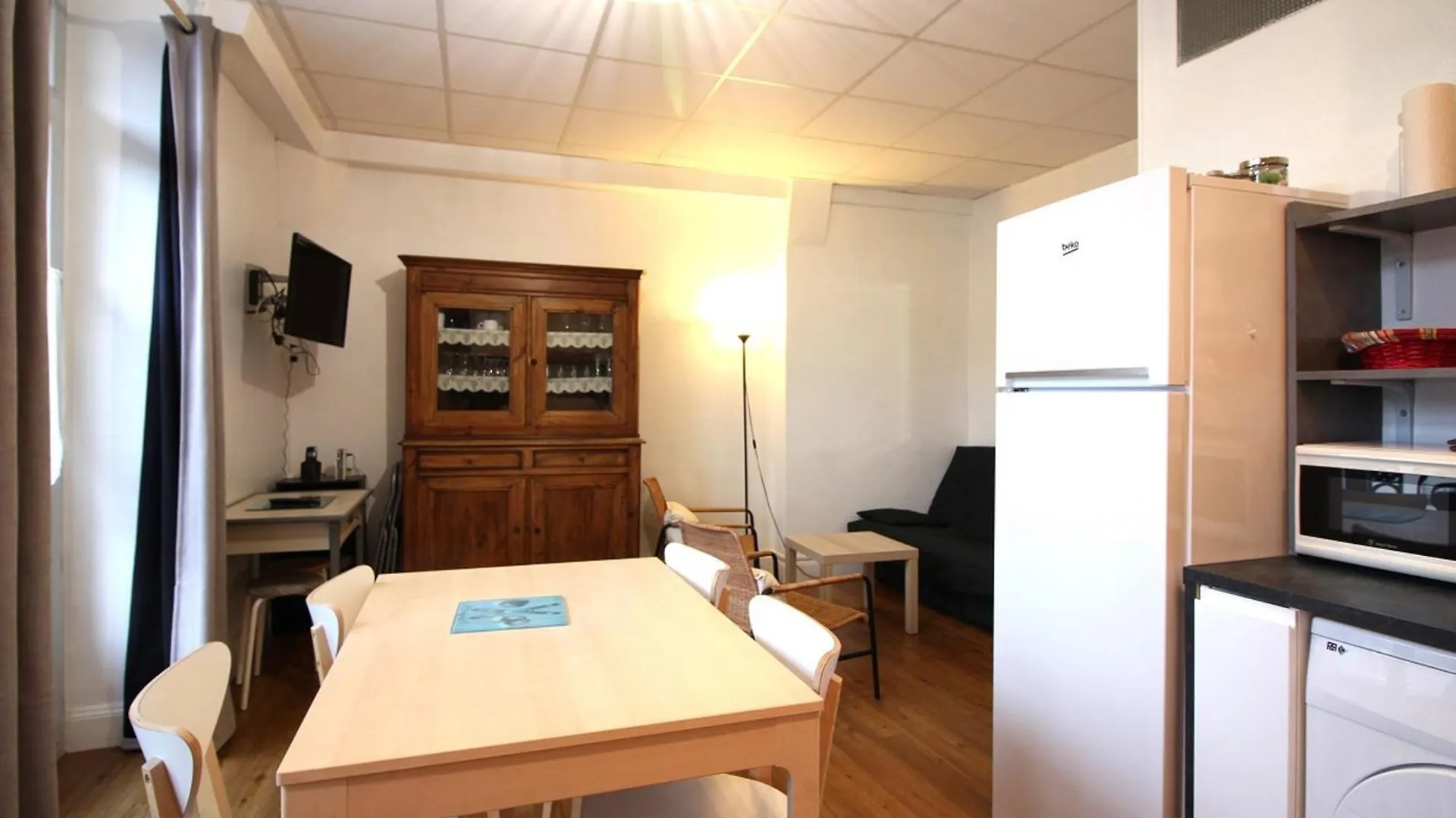 Apartman Confortable T3 Avec Wi-Fi A 200M Des Thermes - 5 Couchages Max - Fr-1-608-260 La Bourboule